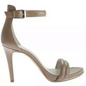 Kenneth Cole Brooke Sandal size 6